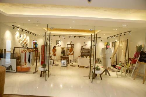 Hotel Ramada By Wyndham Lucknow