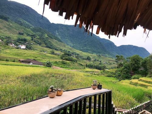 Ta Van Family Homestay