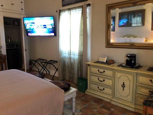 El Amador Downtown Luxury Inn