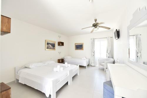 Hostal Artemida's Village