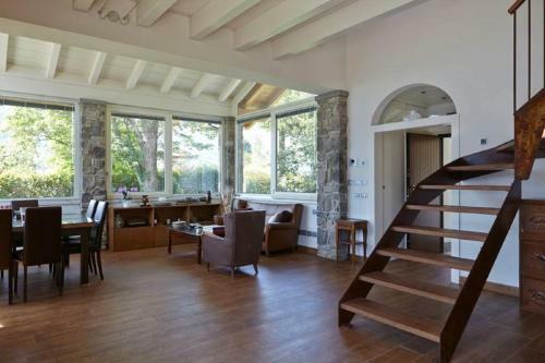 Bellagio Villa Sleeps 7 Pool Air Con Wifi