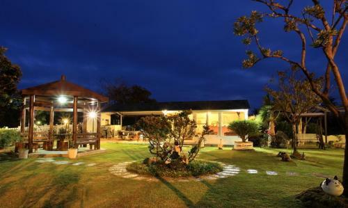 Bed & Breakfast Lanhai Inn
