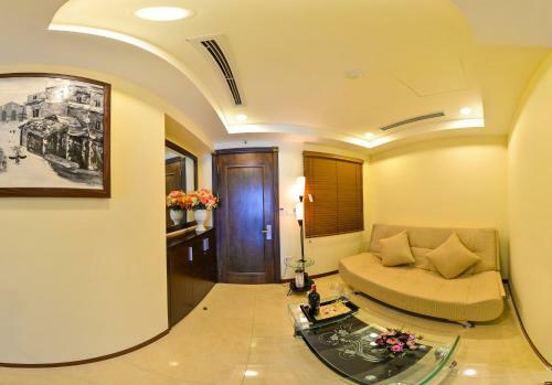 Blubiz Hotel