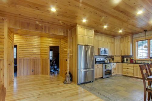 Svendsen Lodge
