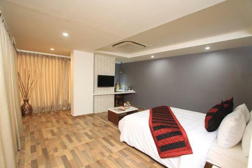 Icon Business Hotel By Bhagini