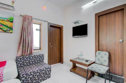 Posada Oyo 8997 Angeethi Hotel