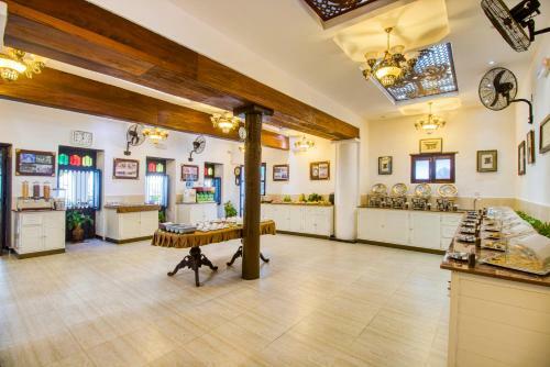 Tembo Palace Hotel