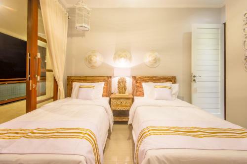 Golden Palm Villa