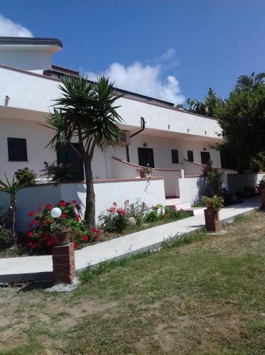 Hostal Europa Rooms And Restaurant