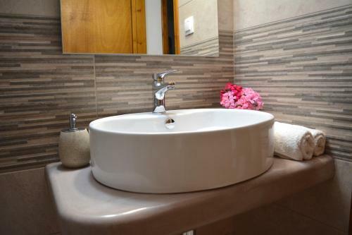 Volta Stonehouse Apartments