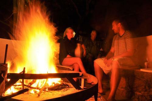 Lodge Shakati Private Game Reserve