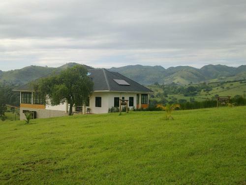 The Crested Crane Bwindi Hotel
