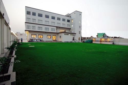 Hotel One Earth Trinetar