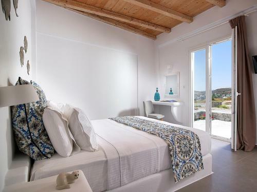 Hotel Lithos Luxury Rooms (Adults Only)