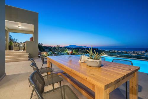 Akemi Luxury Villa