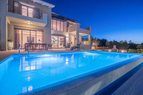 Akemi Luxury Villa
