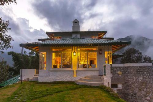 Hotel Bara Bungalow Gethia, Nainital - A Rosakue Collection