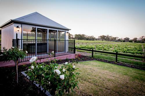 Brockenchack Vineyard Bed & Breakfast
