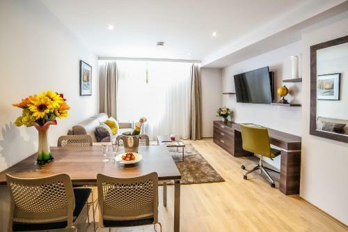 Hampton Suites Serviced Apartments