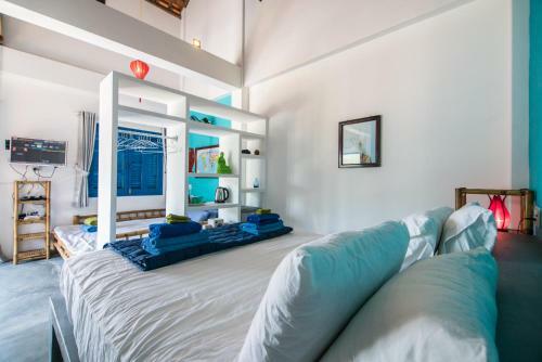 Life's A Beach Apartments