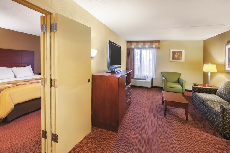 Hotel Baymont By Wyndham Canton