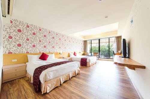 Kenting White Hotel