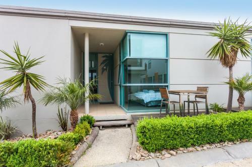 Anglesea River Apartments - Spa Apartment 23