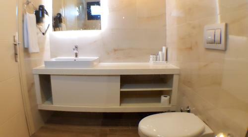 Z Exclusive Hotel And Villas