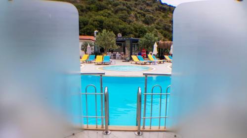 Z Exclusive Hotel And Villas
