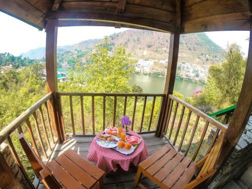 Hotel Aamod Monolith Resort Bhimtal