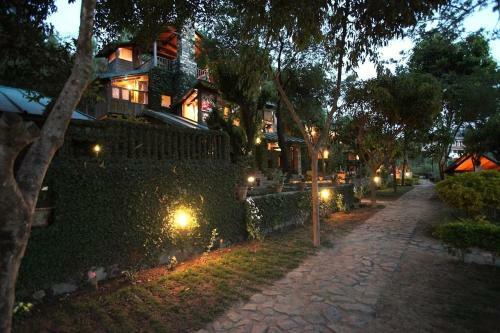 Hotel Aamod Monolith Resort Bhimtal