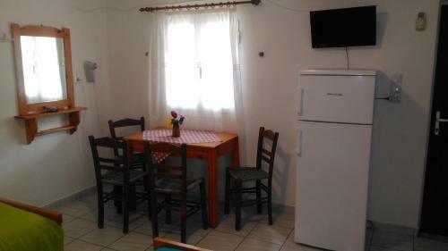 Abela Beach Apartments