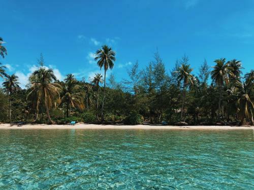 Hostal Lonely Beach