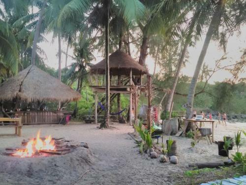Hostal Lonely Beach