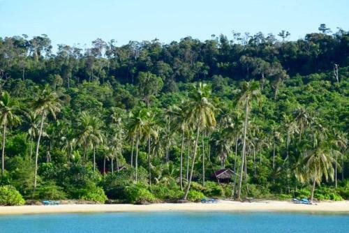 Hostal Lonely Beach