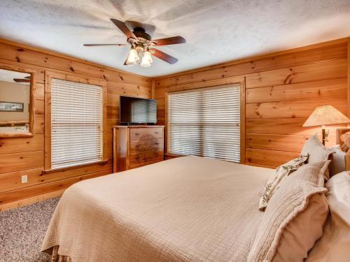 Bearadise Cabin