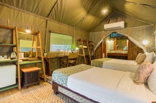 Hintok River Camp