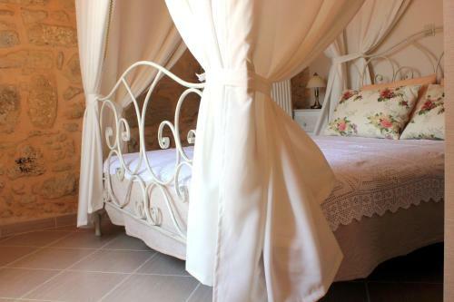 Ioanna House