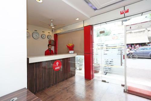 Oyo 526 Hotel Asees Inn