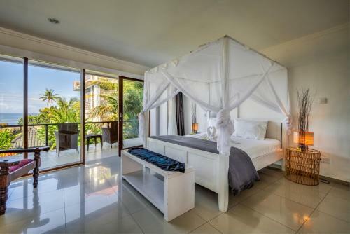 Balian Surf Villas