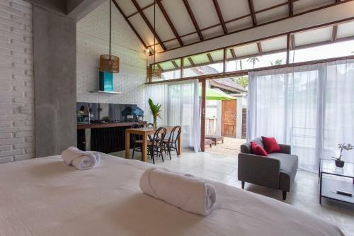 Balian Surf Villas