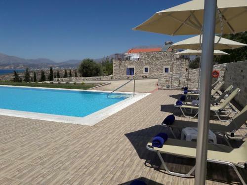Orelia Cretan Deluxe Apartments