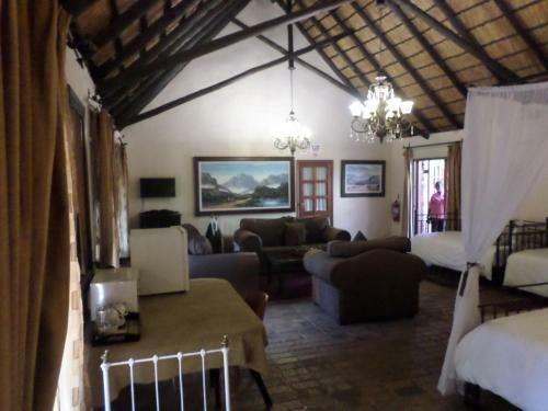 Foundry Guest Lodge