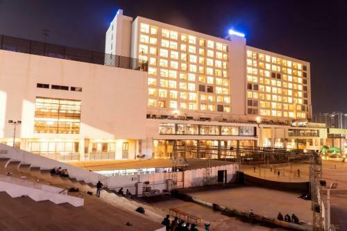 Hotel Wyndham Ahmedabad Shela