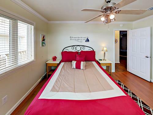 Apartamento 344 E Beach Blvd Condo Unit 21