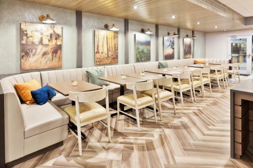Hotel Fairfield Inn & Suites By Marriott Birmingham Colonnade