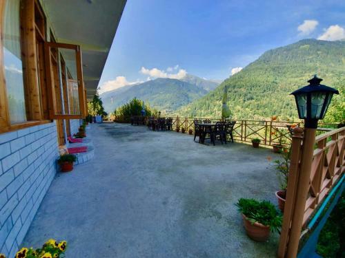 Bed & Breakfast God�s Land
