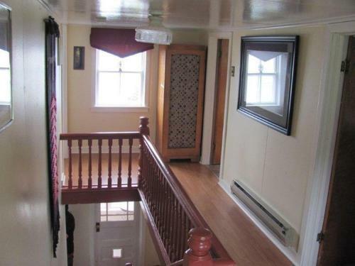 Wolf Cove Retreat House