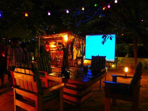 Hotel Blue Whale Resort & Kite Surfing