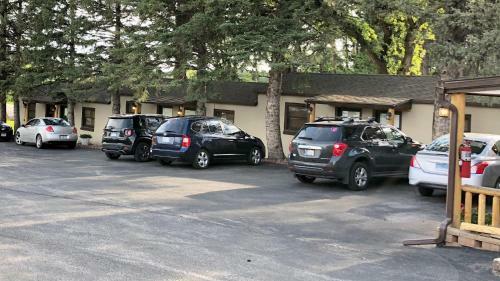 Rockerville Lodge & Cabins